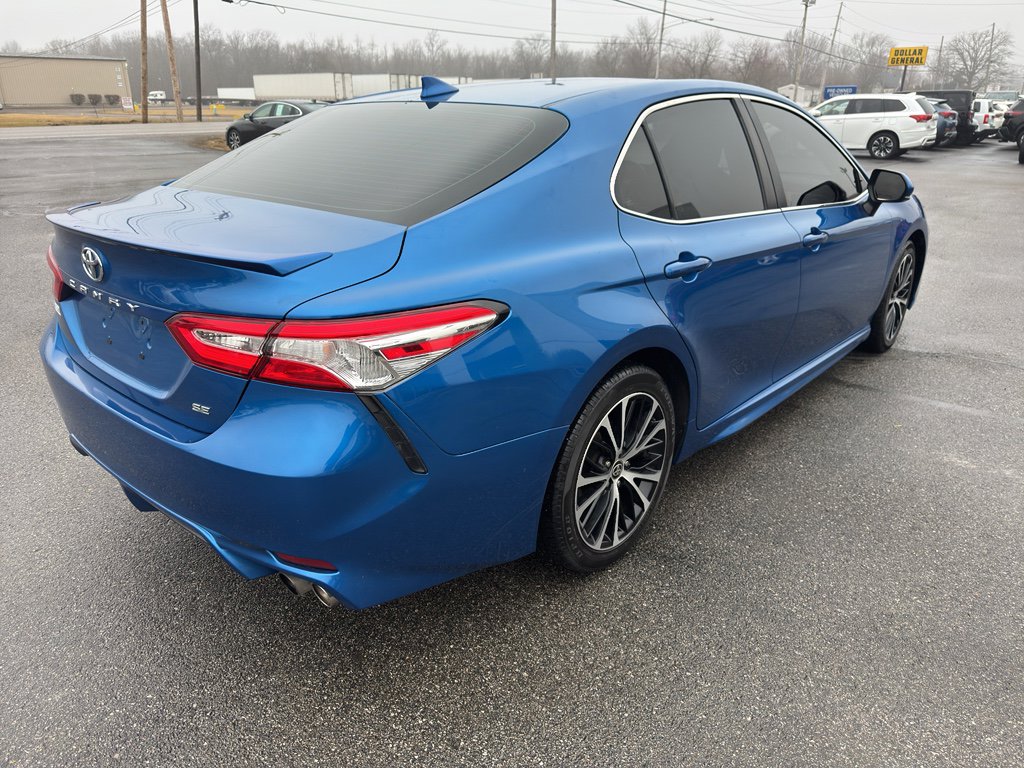 Used 2020 Toyota Camry SE image 8