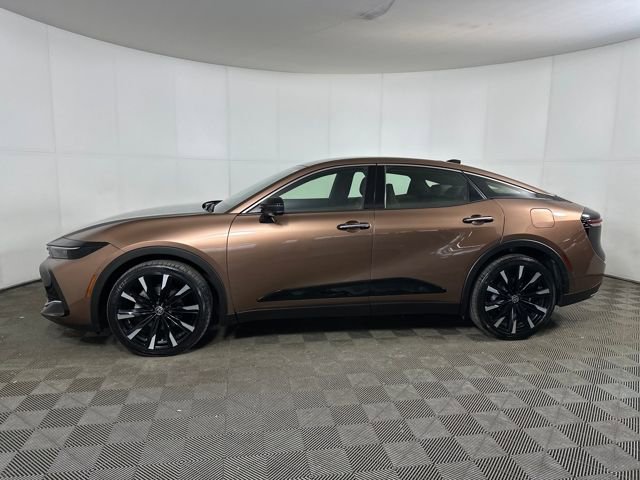 Used 2023 Toyota Crown Platinum image 6