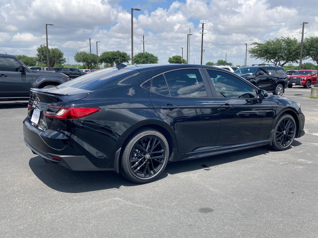 New 2026 Toyota Camry SE FWD image 5