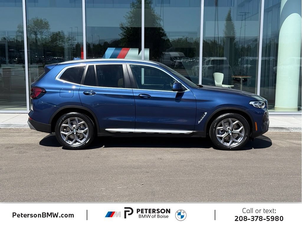 Used 2022 BMW X3 xDrive30i AWD/4WD image 6