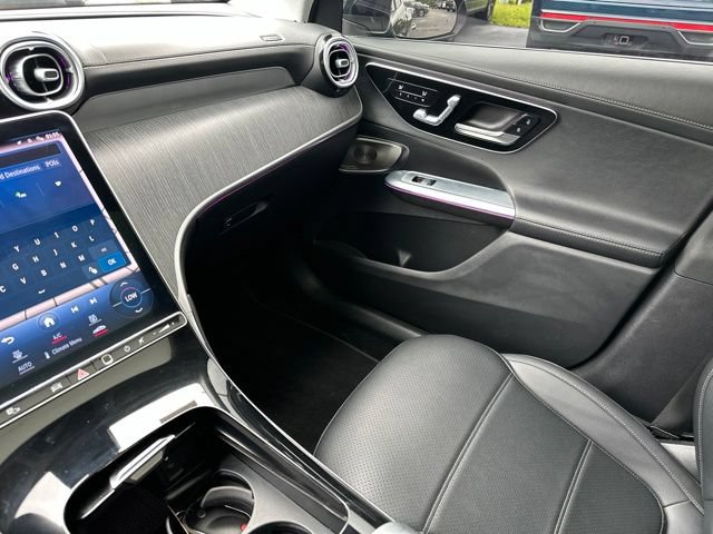 Used 2023 Mercedes-Benz GLC 300 4MATIC image 29