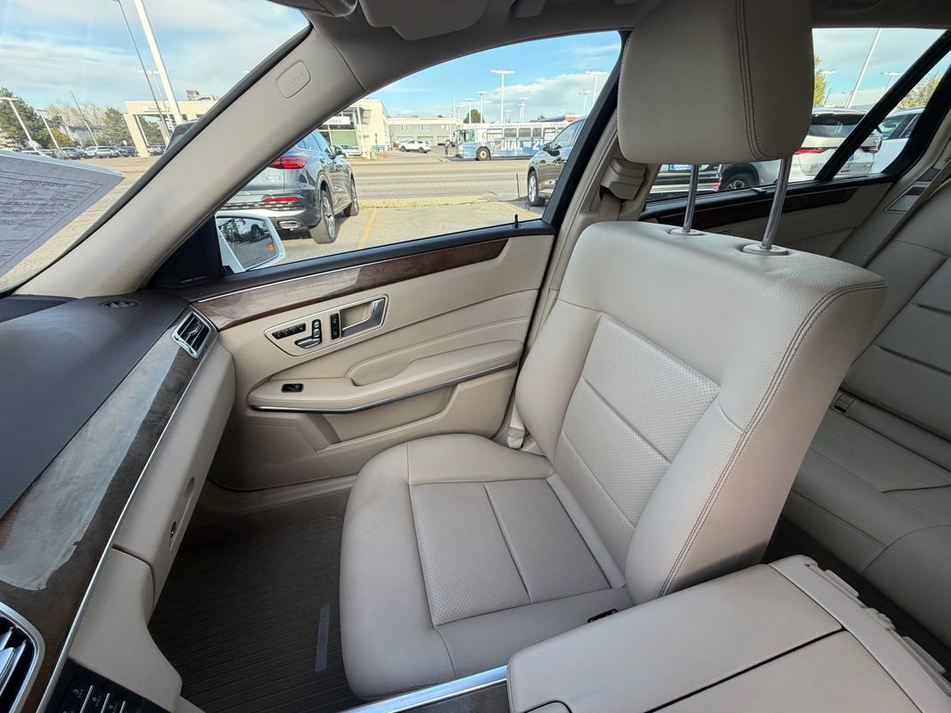 Used 2016 Mercedes-Benz E 350 4MATIC Wagon w/ Premium Package image 25