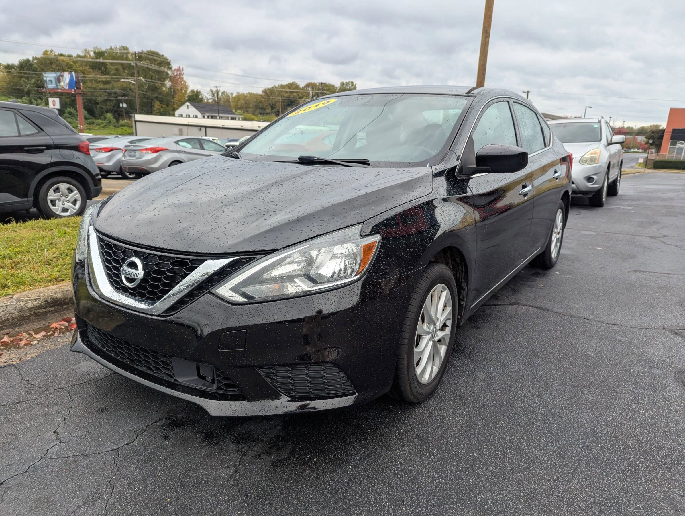 Used 2019 Nissan Sentra SV image 3