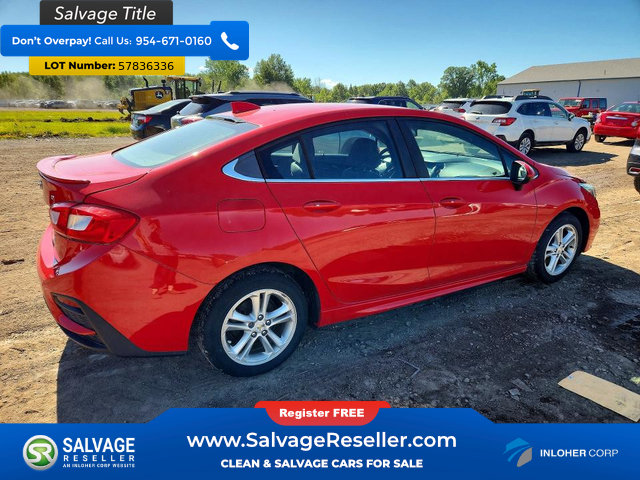 Used 2017 Chevrolet Cruze LT w/ Convenience Package FWD image 4