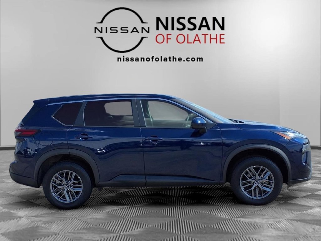 Used 2026 Nissan Rogue SV AWD/4WD image 27