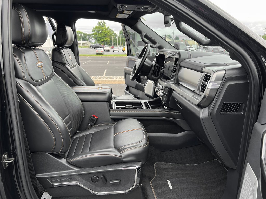 Used 2024 Ford F450 Platinum image 24