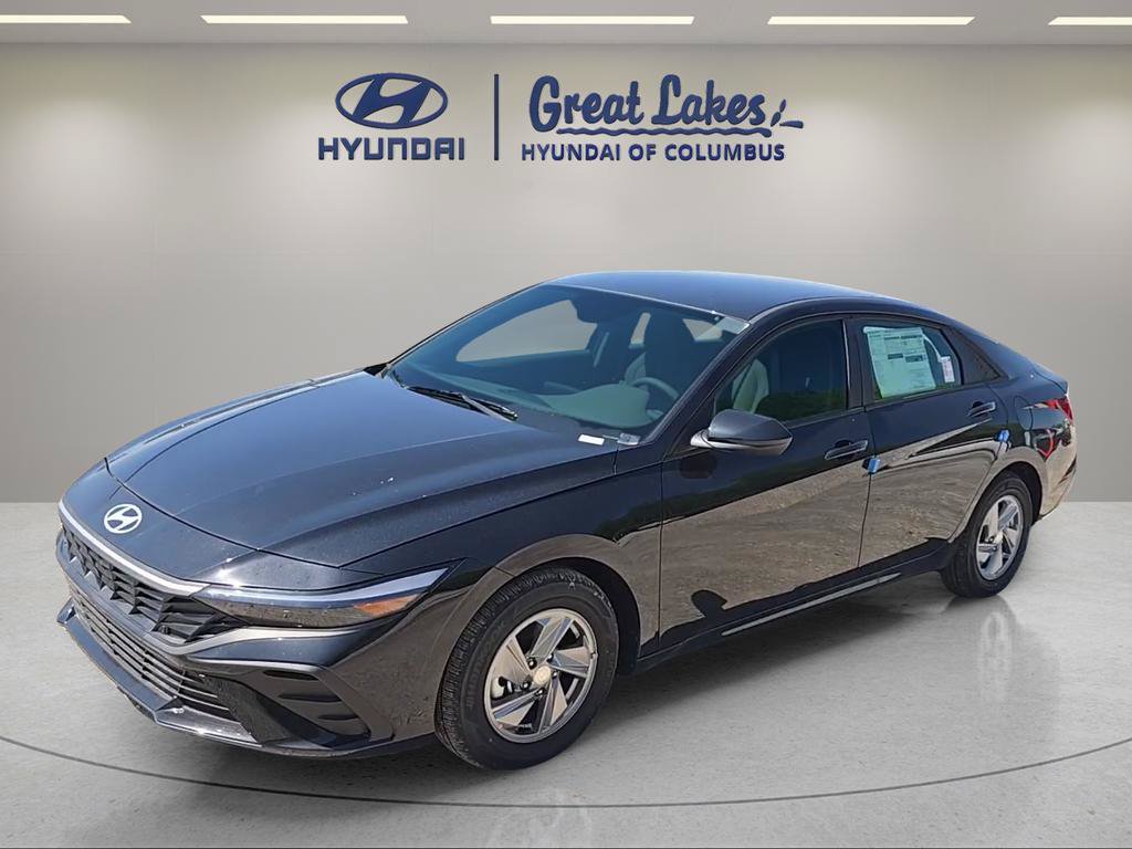 New 2026 Hyundai Elantra SE w/ Cargo Package FWD image 1