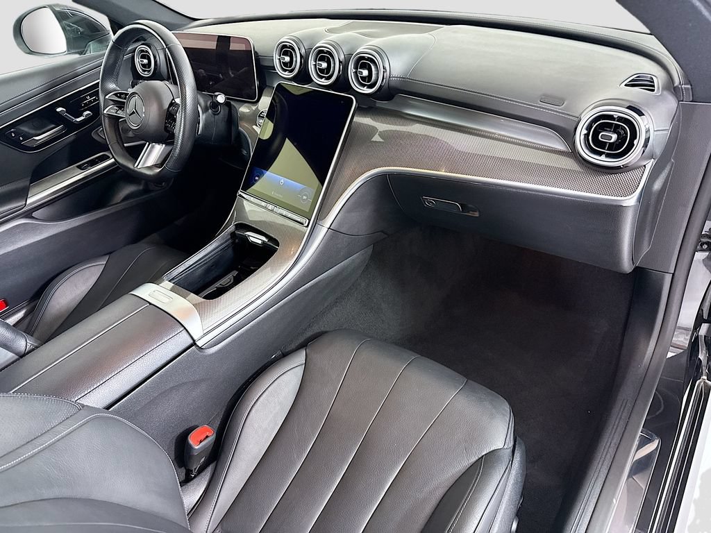 Certified 2025 Mercedes-Benz CLE 300 4MATIC Coupe image 17