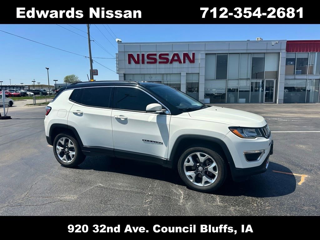 Used 2017 Jeep Compass Limited w/ Safe & Security Group AWD/4WD image 1