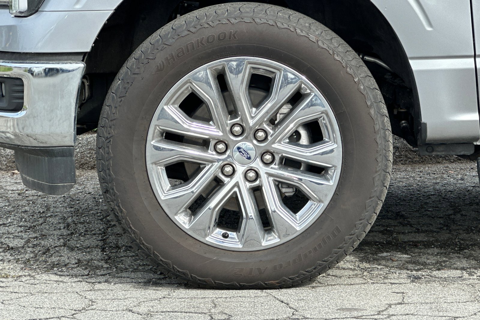 Used 2025 Ford F150 Lariat w/ Equipment Group 501A Mid image 23