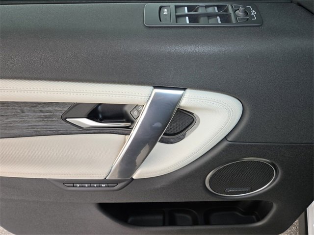 Certified 2023 Land Rover Discovery Sport SE R-Dynamic image 20