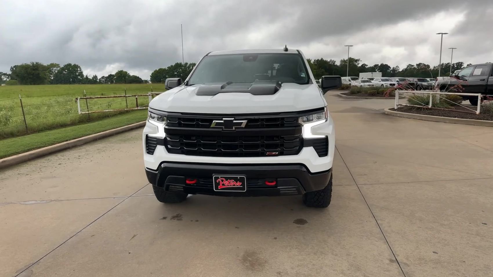 Used 2023 Chevrolet Silverado 1500 LT Trail Boss w/ Convenience Package II AWD/4WD image 3