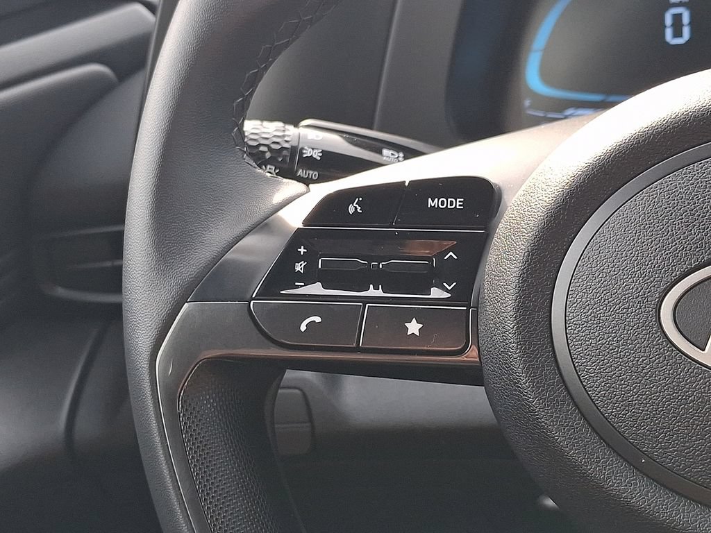 Used 2026 Hyundai Elantra SEL Sport Premium FWD image 23