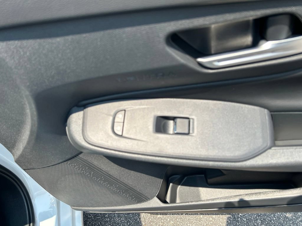 New 2026 Nissan Sentra SV w/ Floor Mat Package FWD image 25
