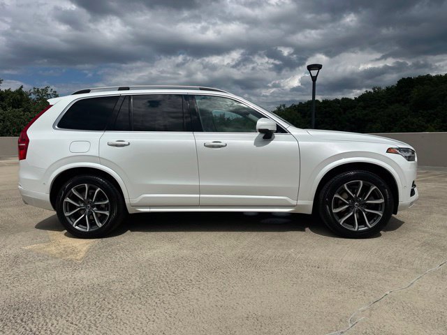 Used 2018 Volvo XC90 T6 Momentum w/ Convenience Package AWD/4WD image 9