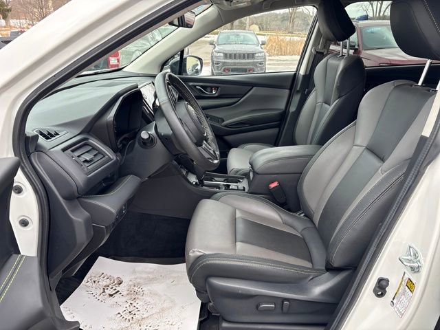 Used 2025 Subaru Ascent Onyx Edition image 16