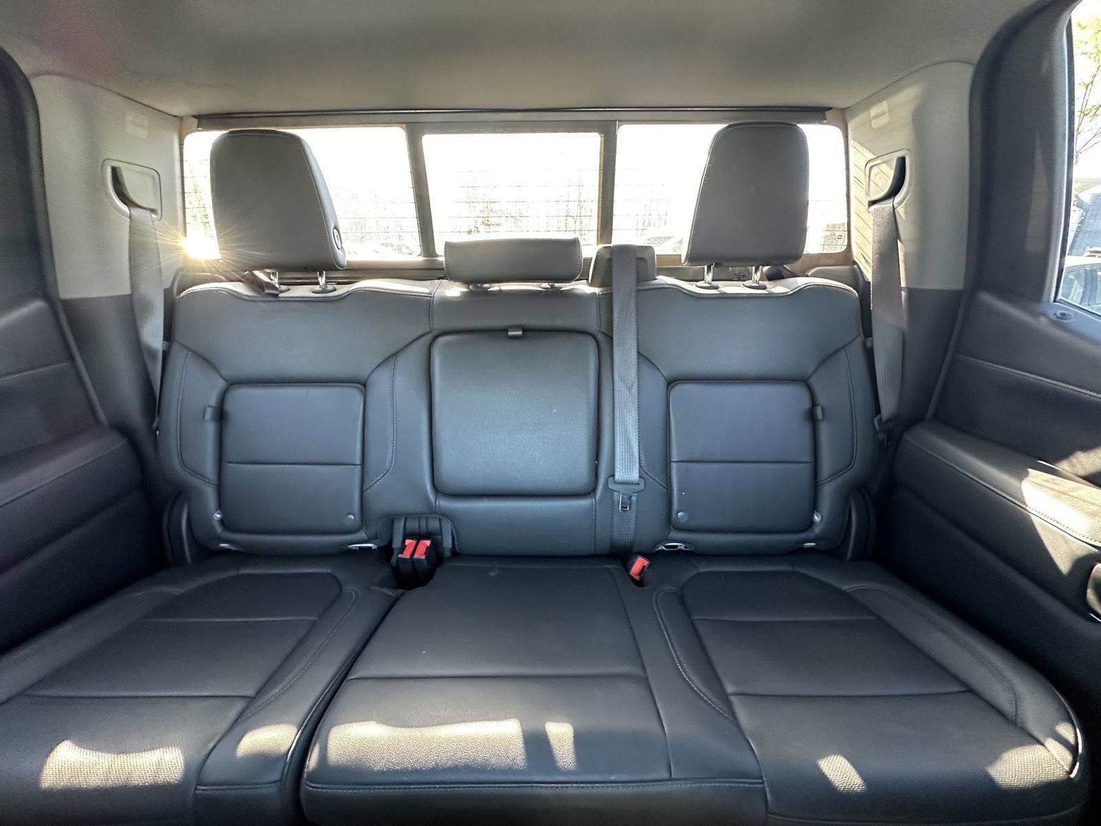Used 2025 Toyota RAV4 XSE w/ Weather Package AWD/4WD image 78