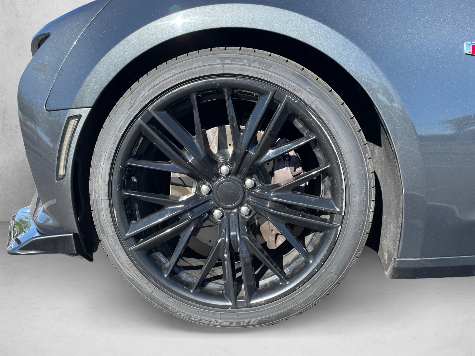 Used 2018 Chevrolet Camaro SS RWD image 9