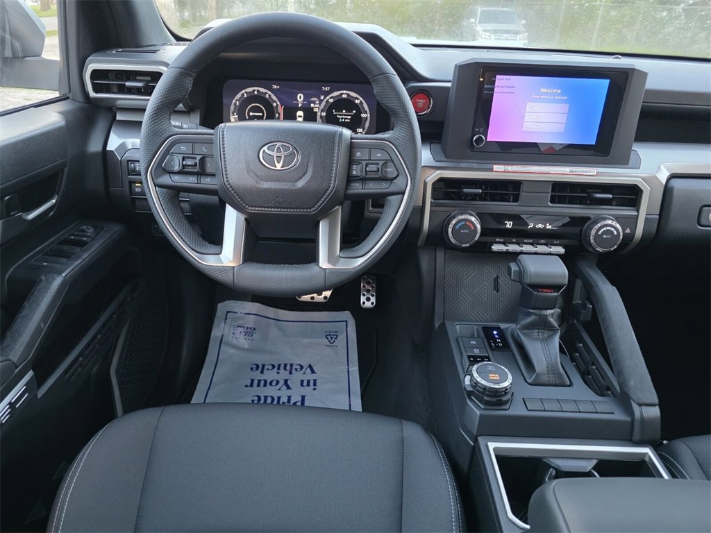 New 2025 Toyota Tacoma TRD Sport image 7