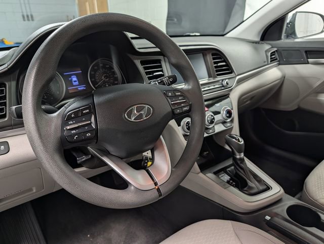 Used 2019 Hyundai Elantra SEL image 12