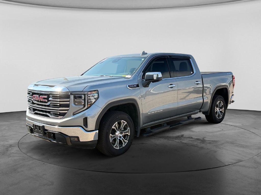 Used 2023 GMC Sierra 1500 SLT AWD/4WD image 3
