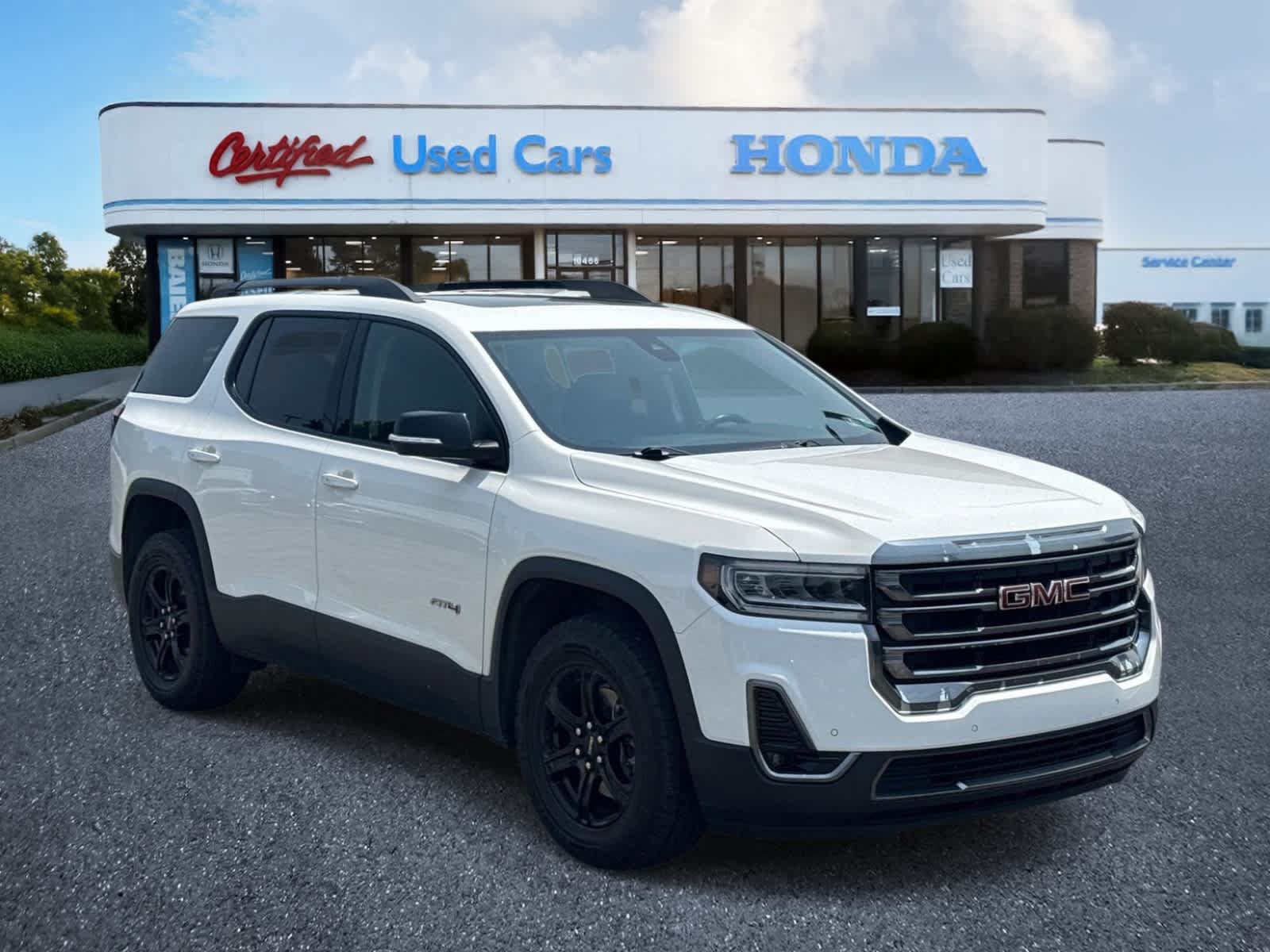 Used 2021 GMC Acadia AT4 w/ LPO, Floor Liner Package AWD/4WD image 4