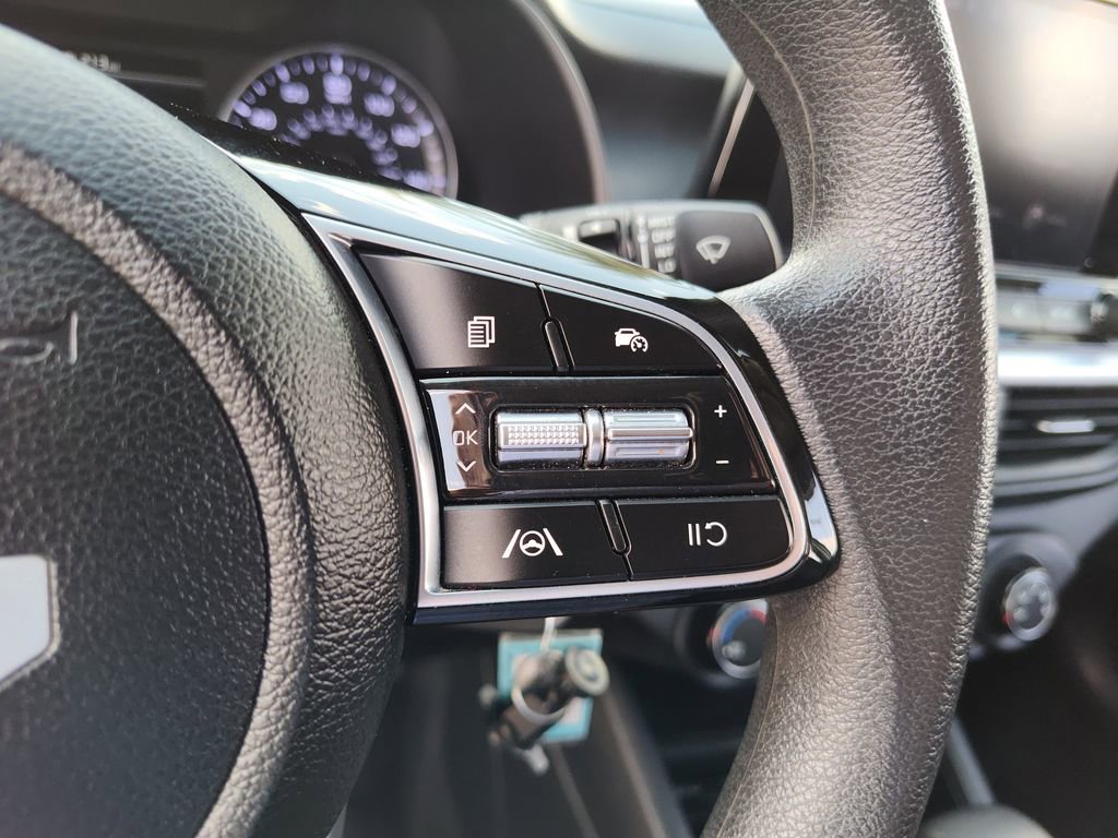 Used 2023 Kia Forte LXS image 24