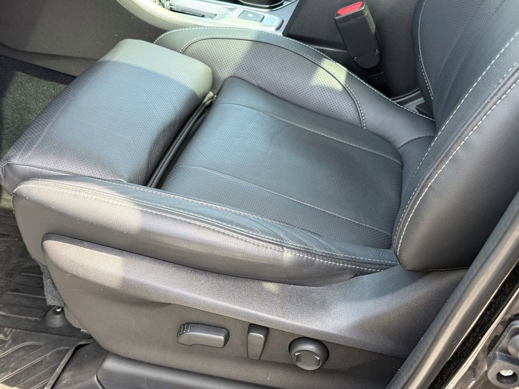 Used 2022 Subaru Ascent Touring w/ Popular Package #2A image 25