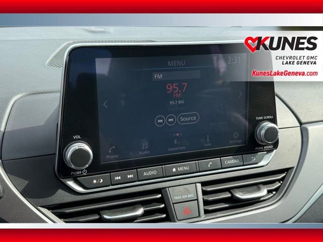 Used 2024 Nissan Altima 2.5 SR FWD image 28