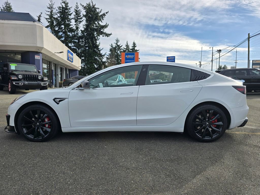 Used 2018 Tesla Model 3 Long Range AWD/4WD image 4