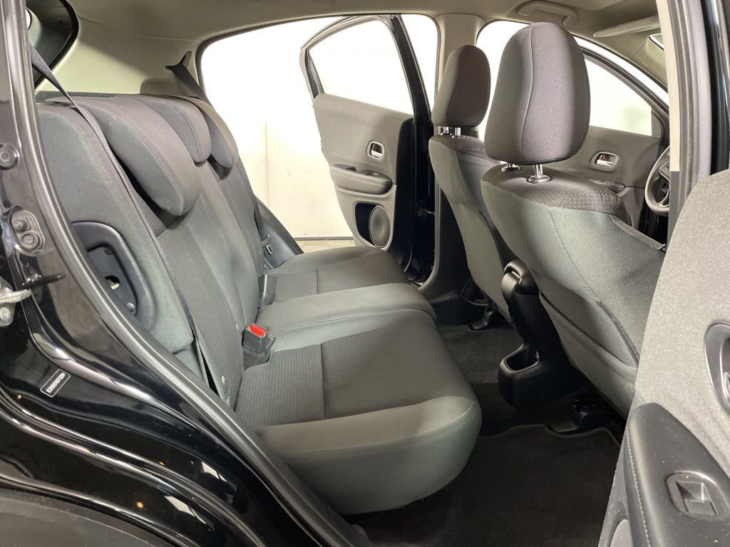 Used 2019 Honda HR-V LX image 21