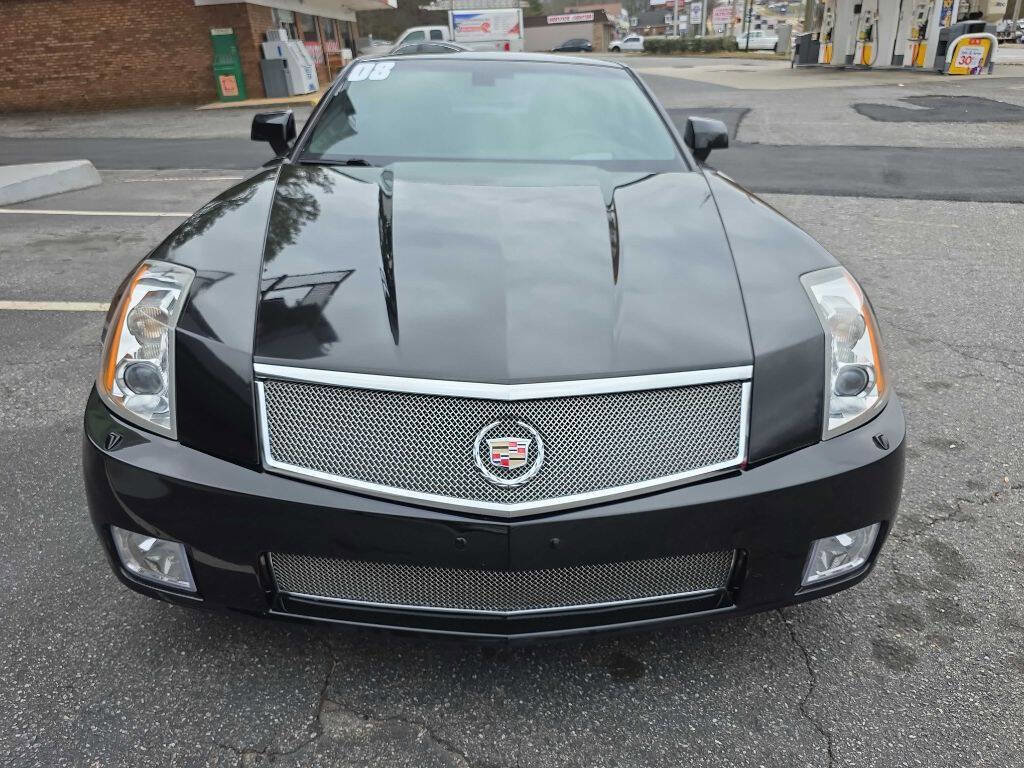 Used 2008 Cadillac XLR V image 16