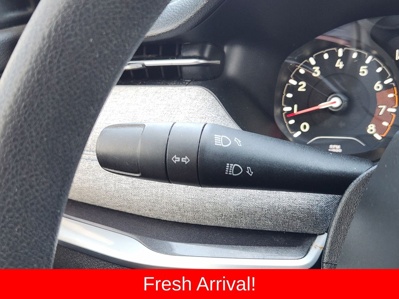 Used 2023 Jeep Compass Sport AWD/4WD image 35