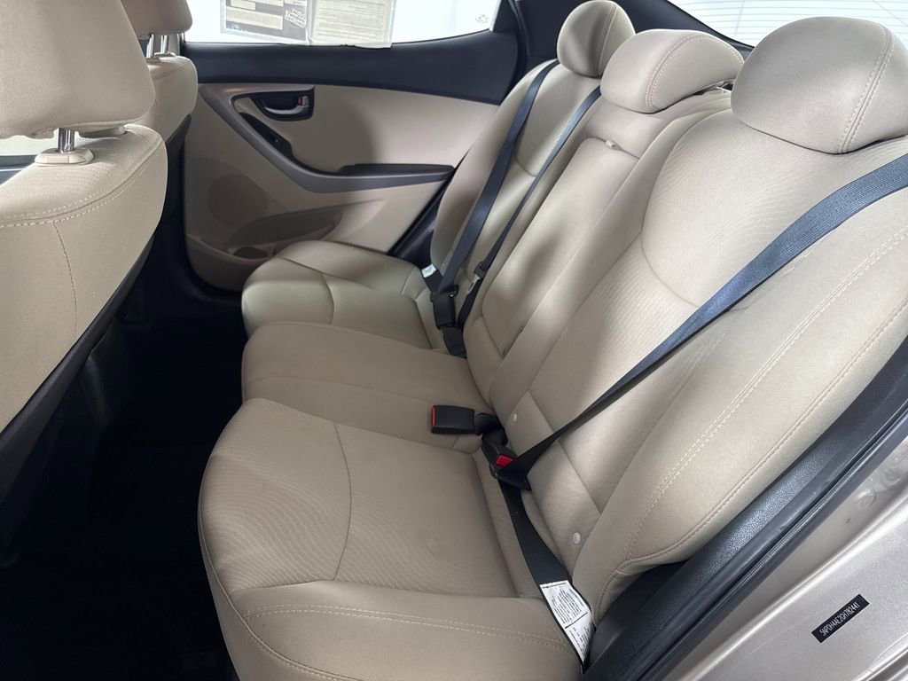 Used 2016 Hyundai Elantra SE FWD image 13