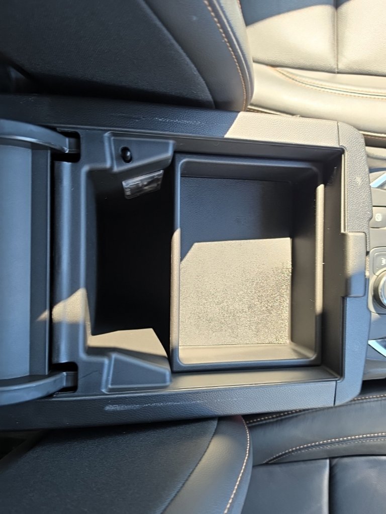 Used 2021 Chevrolet Traverse RS FWD image 37