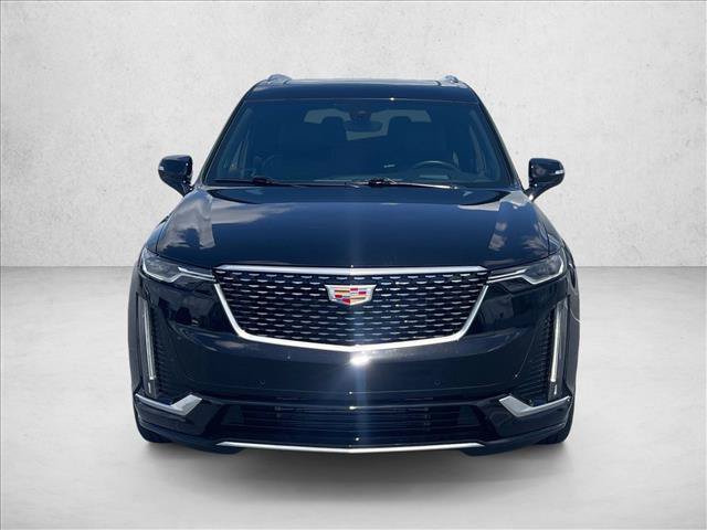 Used 2025 Cadillac XT6 Premium Luxury w/ Technology Package FWD image 2