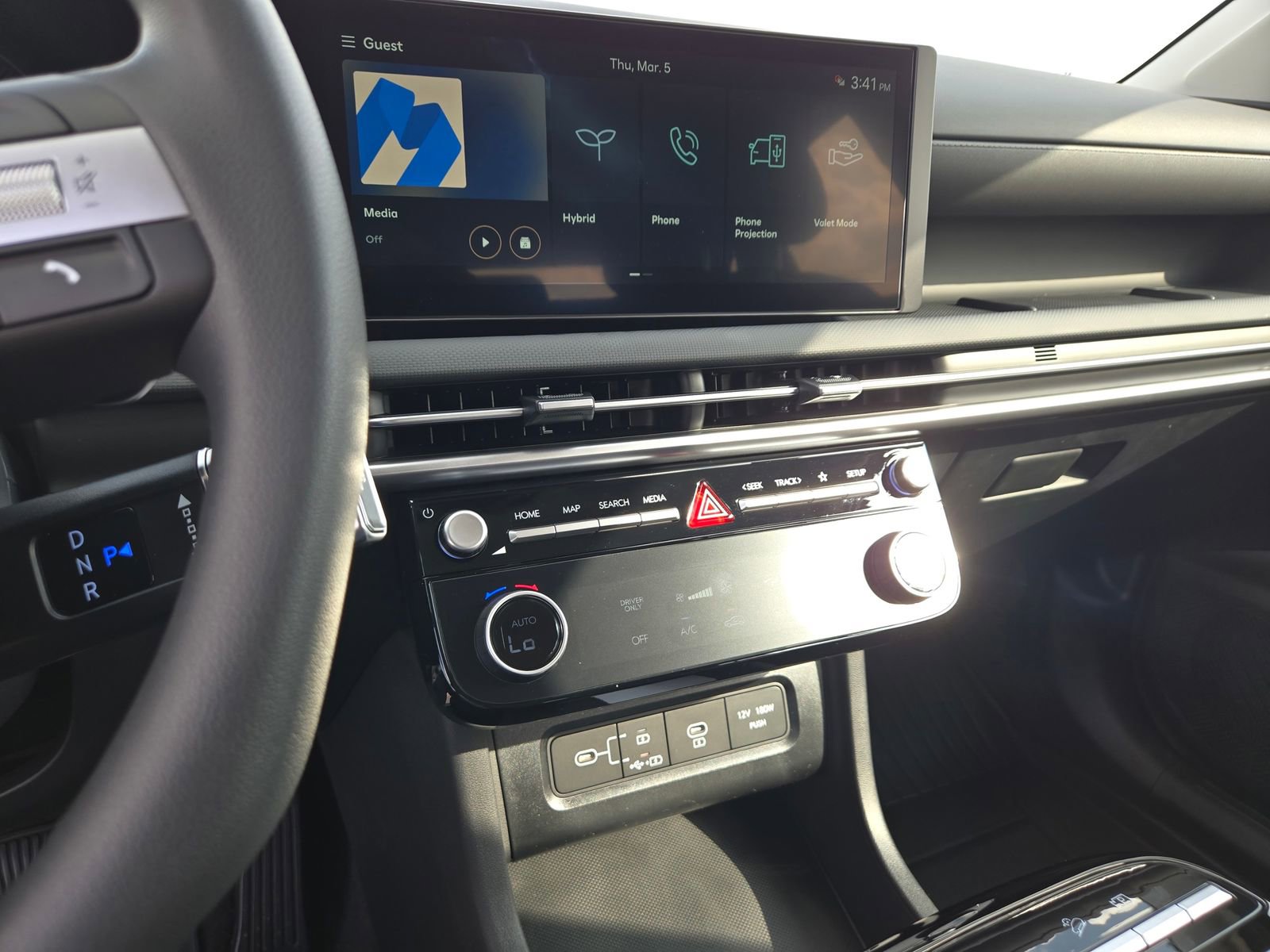 New 2026 Hyundai Tucson Blue SE image 11