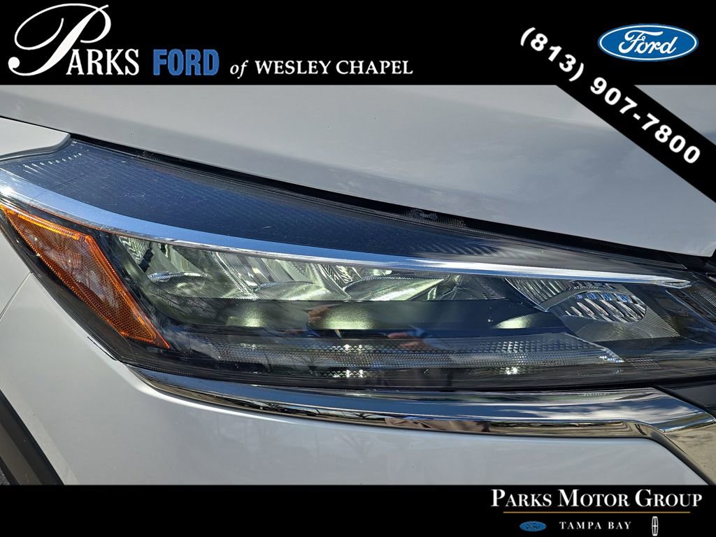 Used 2024 Nissan Kicks SR image 6