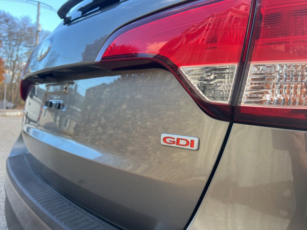 Used 2015 Kia Sorento LX image 9