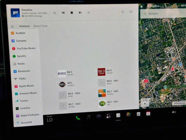 Used 2022 Tesla Model X Plaid AWD/4WD image 14