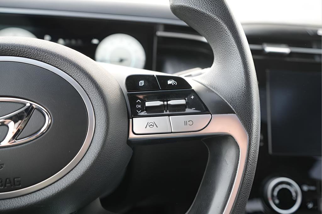 Certified 2022 Hyundai Santa Cruz SEL w/ Activity Package image 24