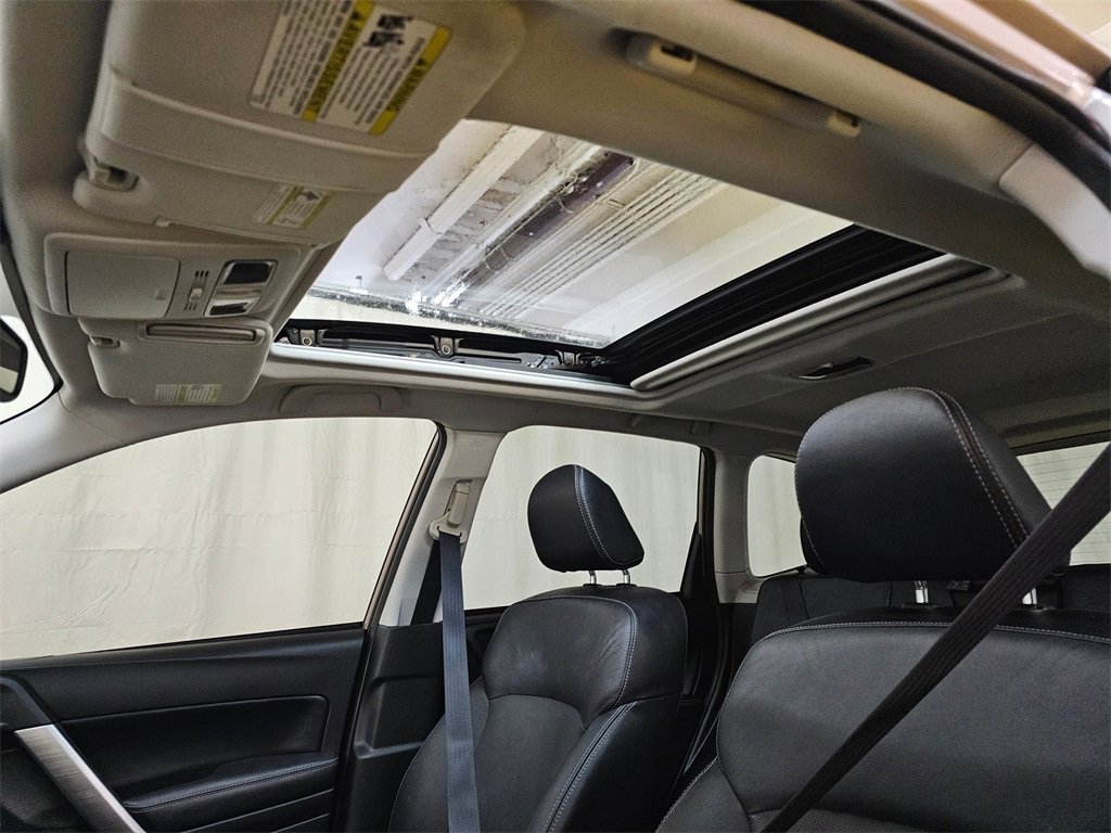 Used 2015 Subaru Forester 2.5i Limited image 23