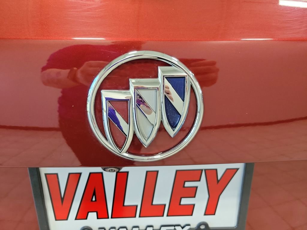 Used 2023 Buick Envision Essence w/ Sport Touring Package image 15