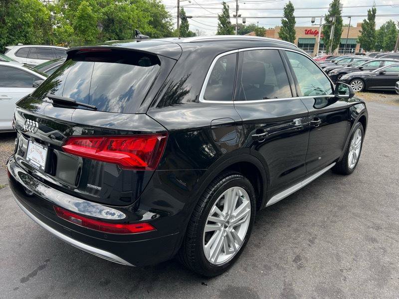 Used 2019 Audi Q5 2.0T Premium Plus w/ Premium Plus Package AWD/4WD image 6