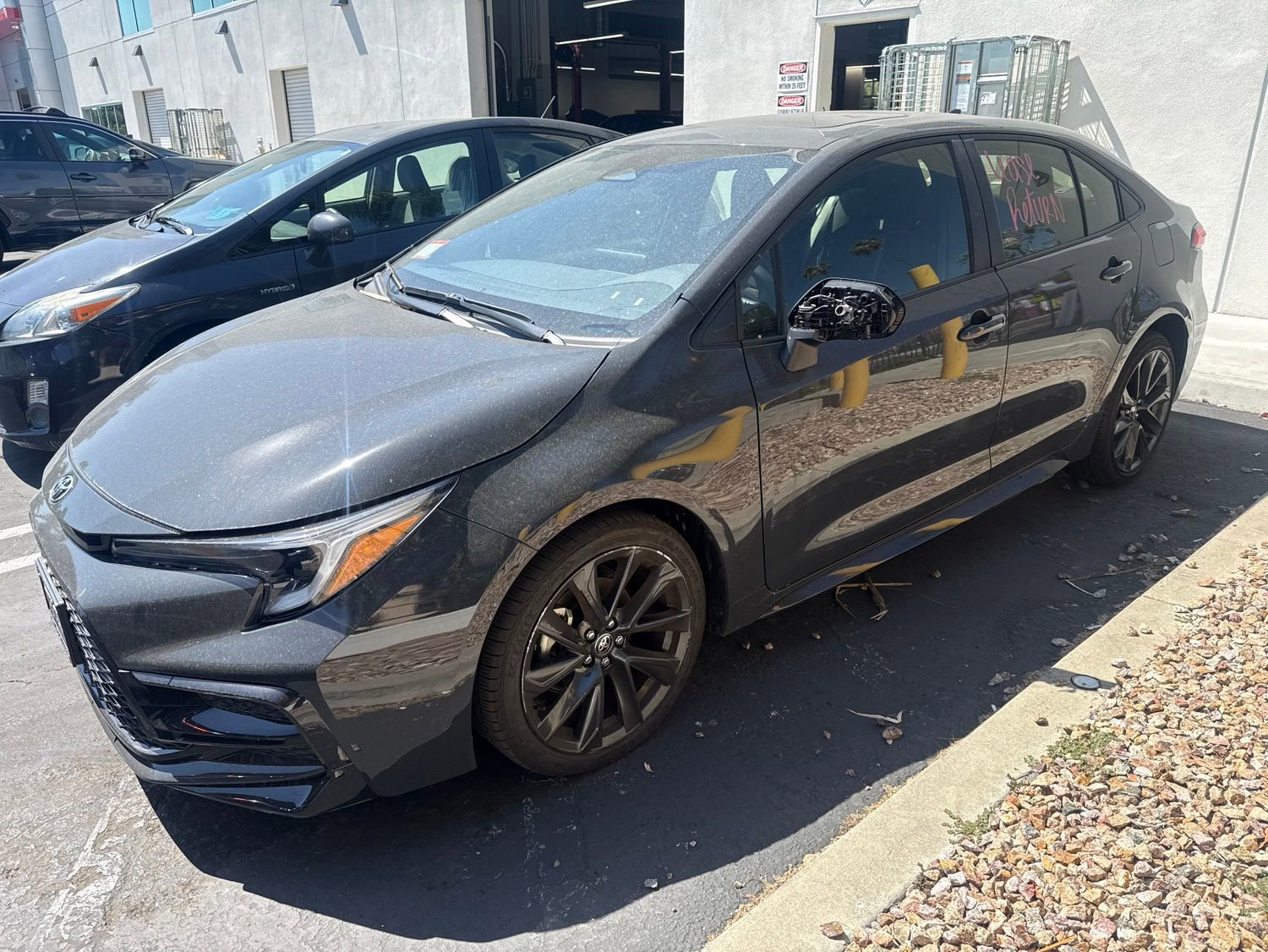 Used 2023 Toyota Corolla SE w/ SE Premium Package FWD image 2