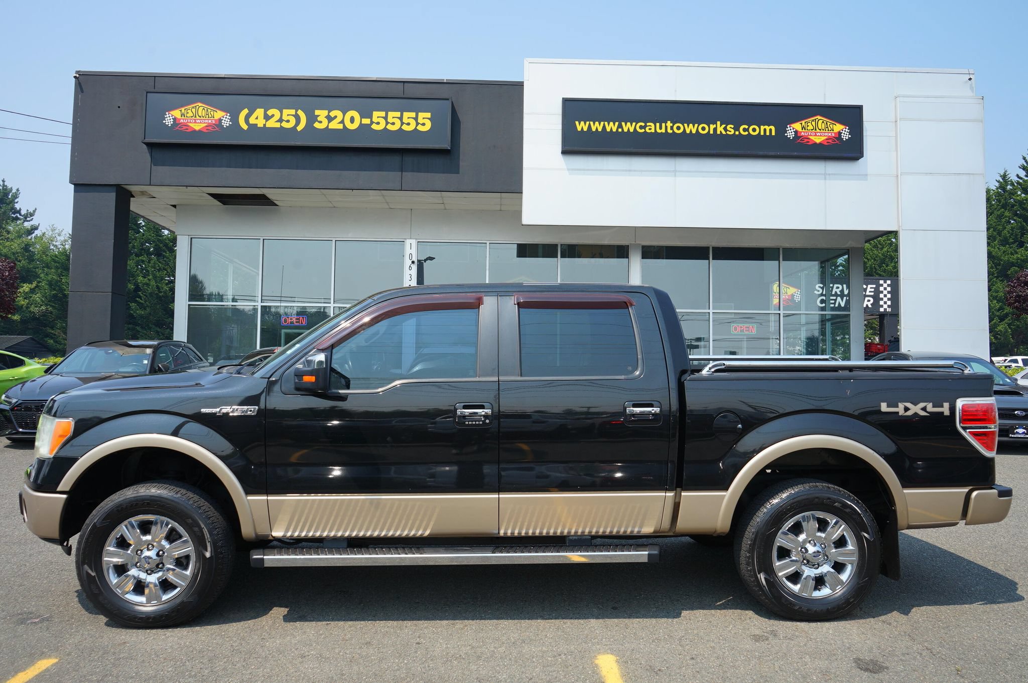 Used 2012 Ford F150 Lariat w/ Lariat Chrome Pkg AWD/4WD image 2