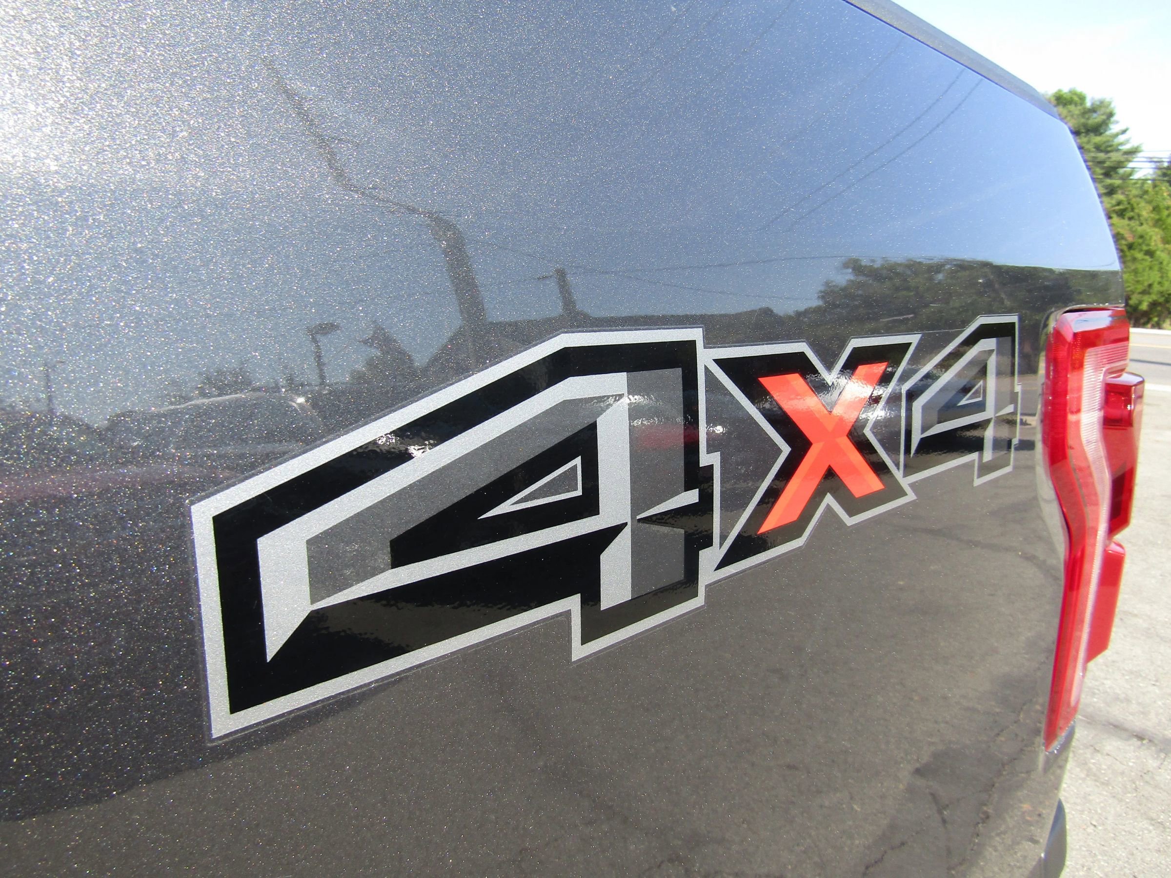 Used 2015 Ford F150 Platinum w/ Technology Package image 20