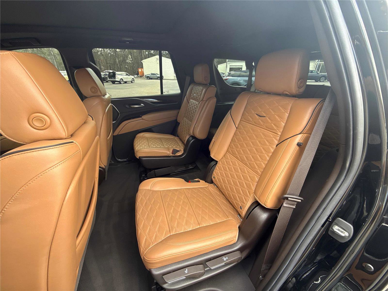 Used 2021 Cadillac Escalade Sport w/ Driver Assist Tech Package image 11