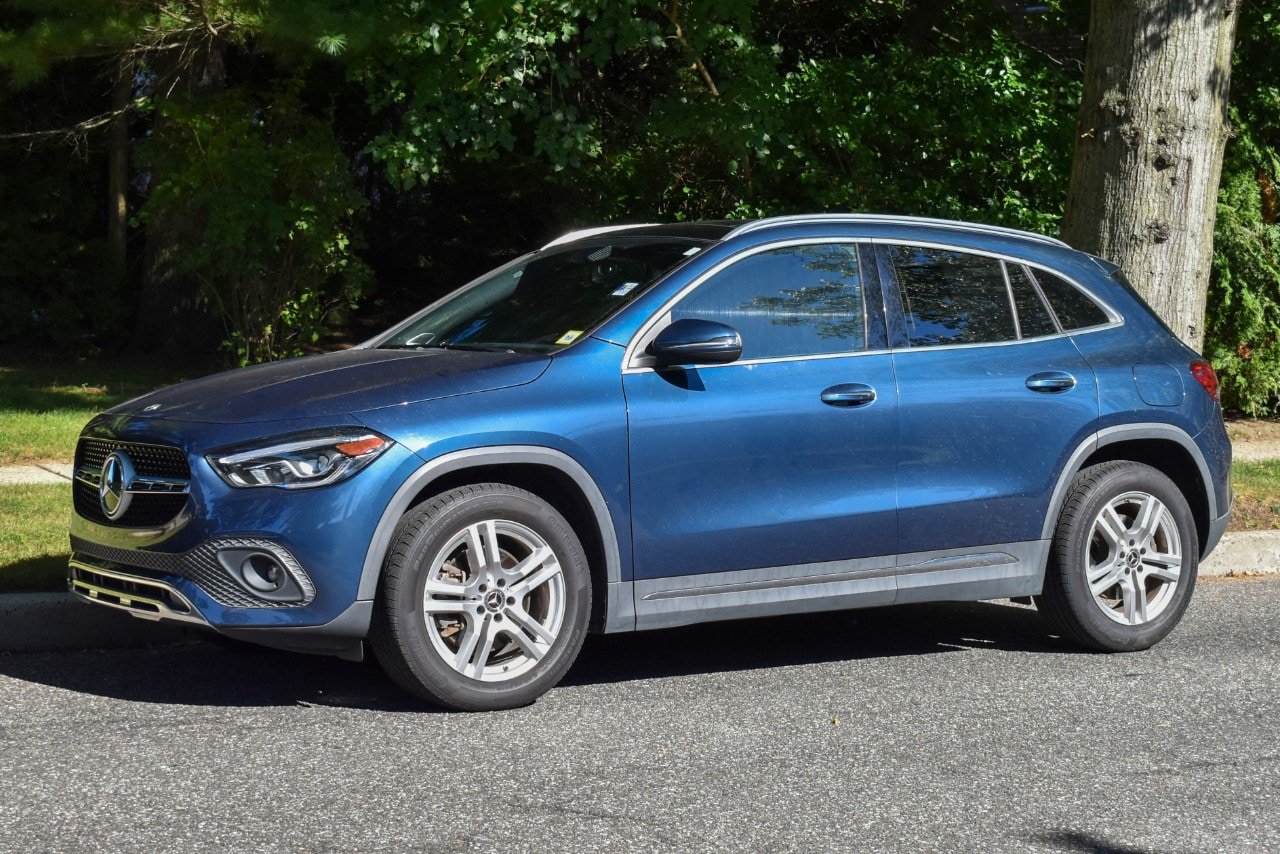 Used 2021 Mercedes-Benz GLA 250 4MATIC image 2