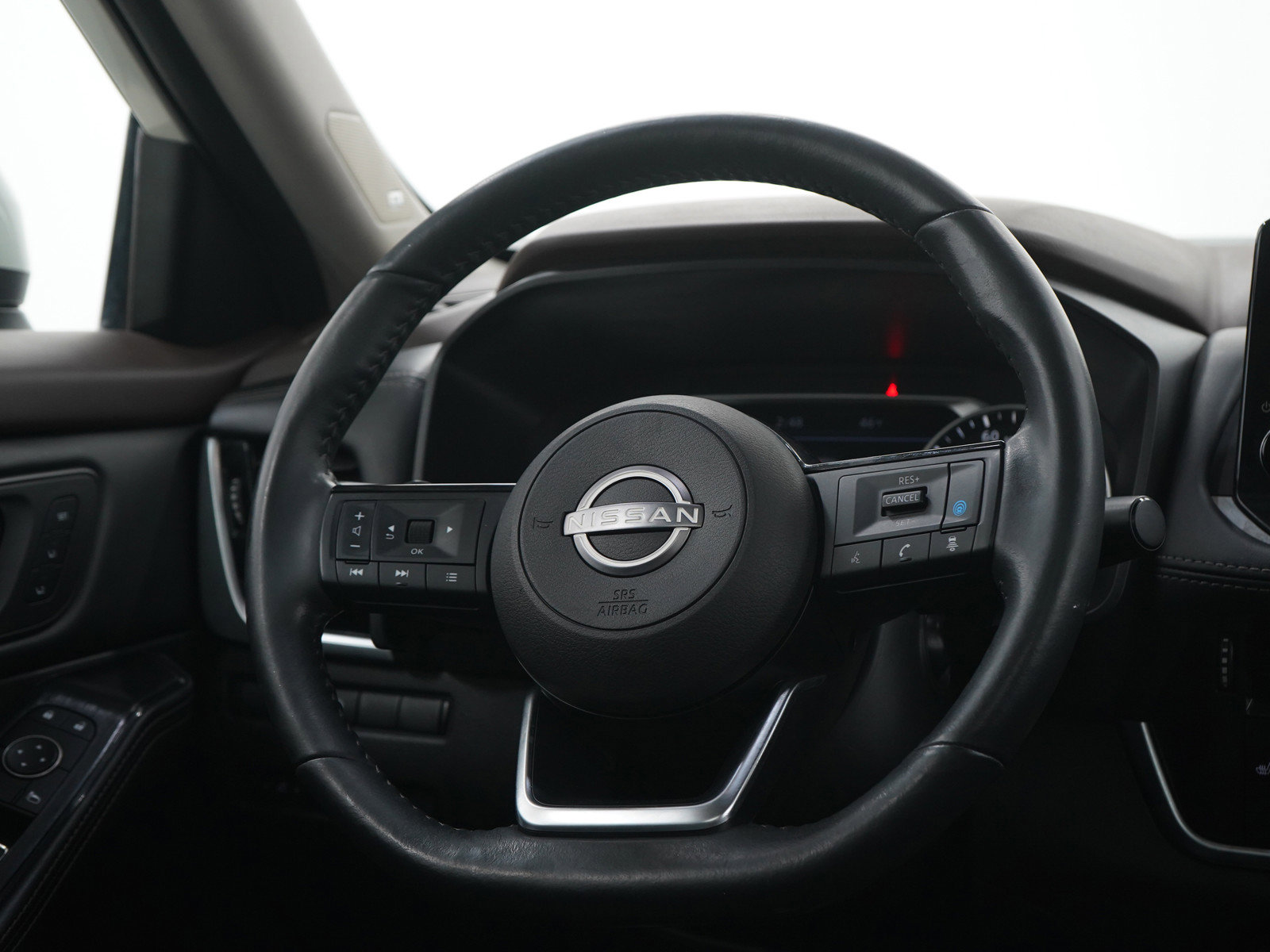 Used 2023 Nissan Rogue SL w/ SL Premium Package AWD/4WD image 14